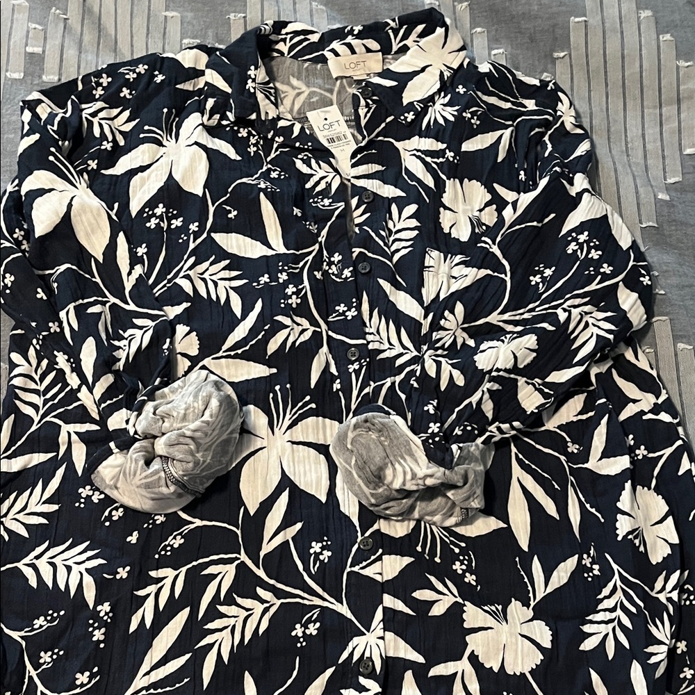 LOFT Navy and White Floral Blouse